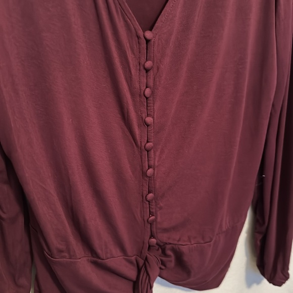 Venus | Button Down Top - Picture 3 of 5